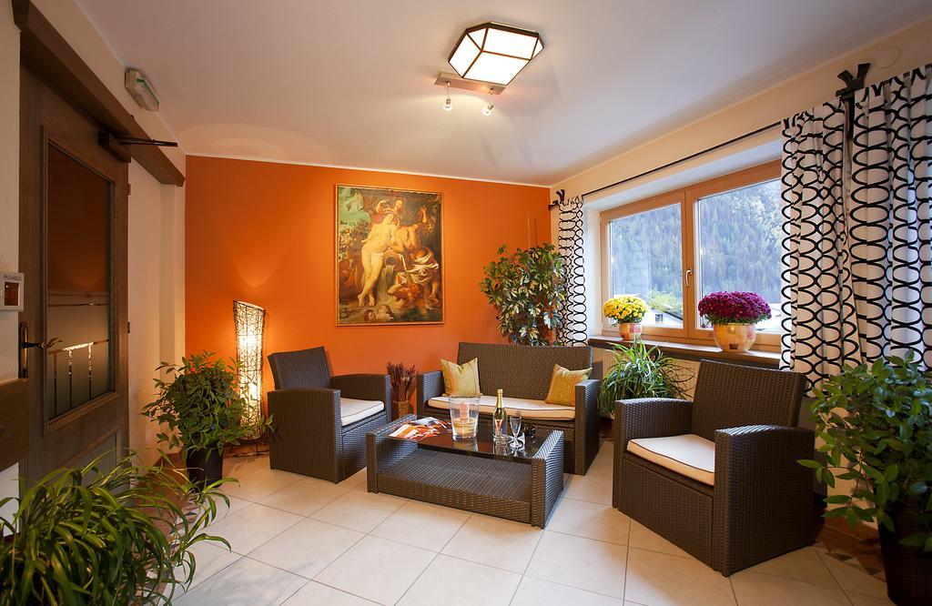 Top Tirol Appartement Губен Екстер'єр фото