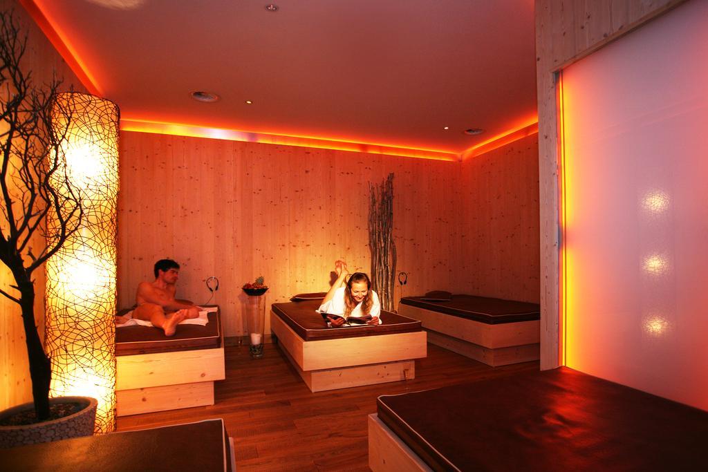Top Tirol Appartement Губен Екстер'єр фото