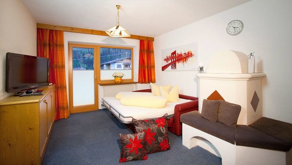 Top Tirol Appartement Губен Екстер'єр фото
