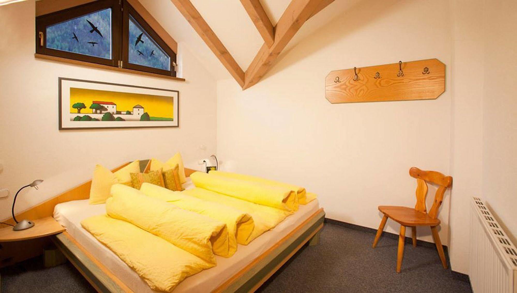Top Tirol Appartement Губен Екстер'єр фото
